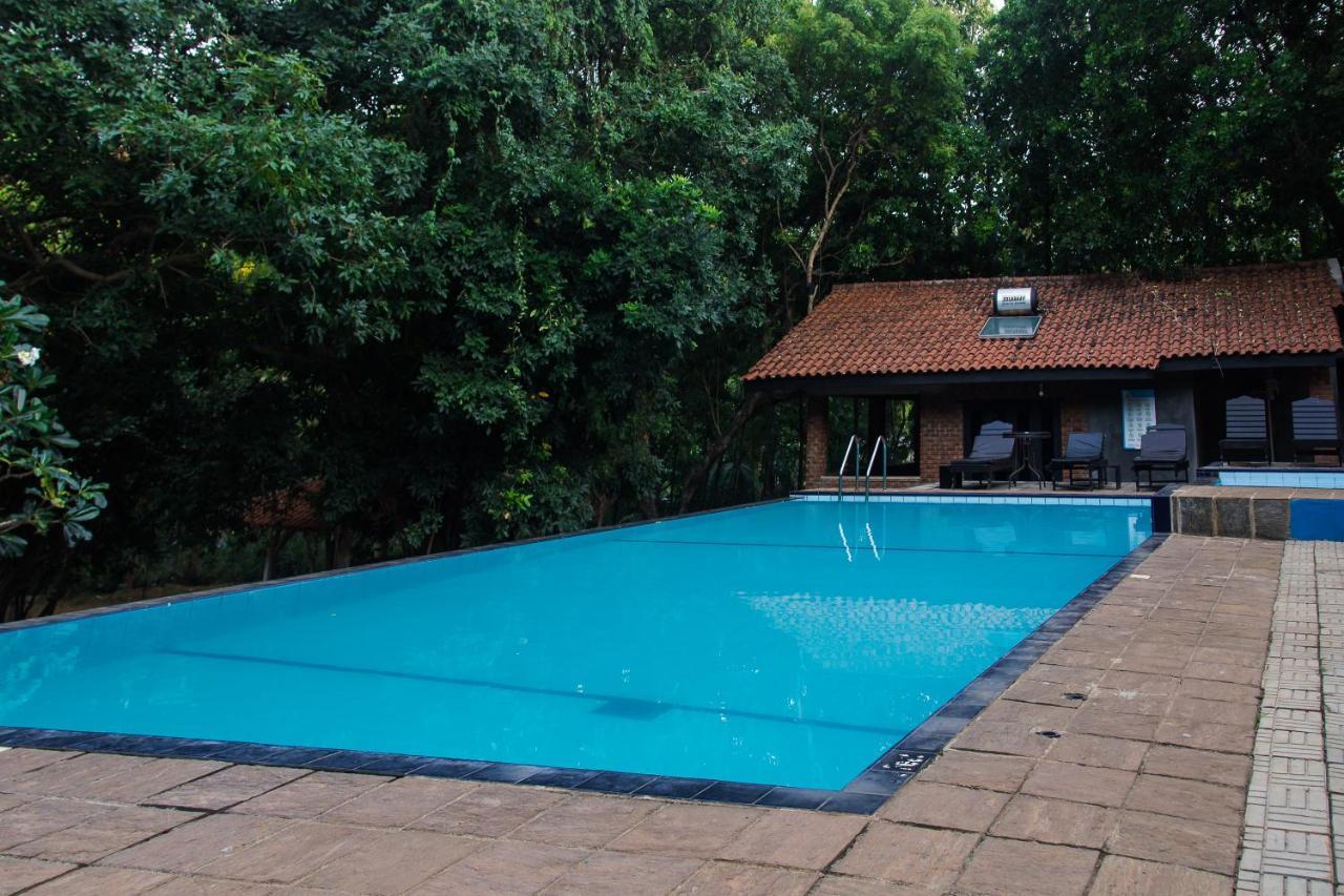 Amaranta Classic Retreat Bambaragaleyaya Esterno foto